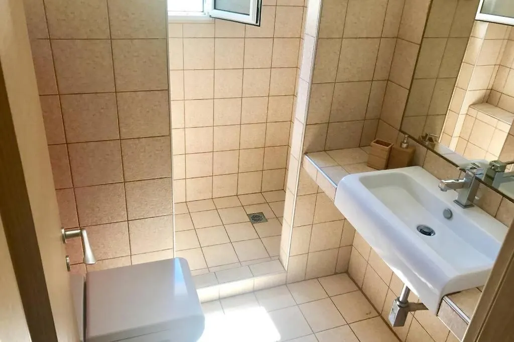Apartment For 4 Or More Pefkochori